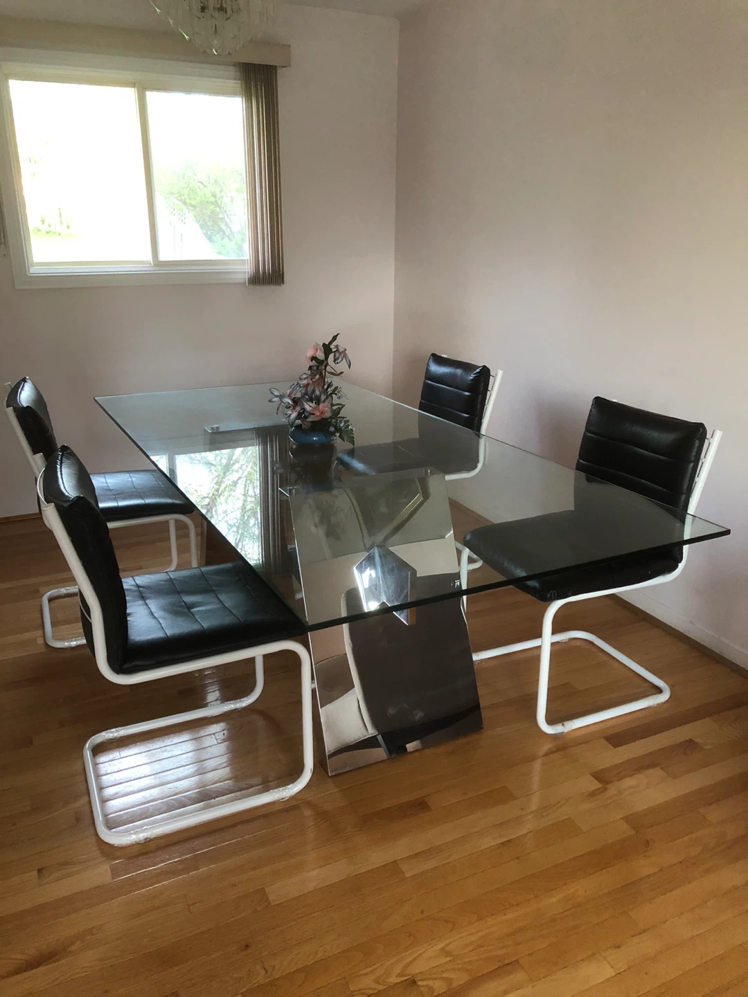 Glass Dining Table with 4 Black Chairs