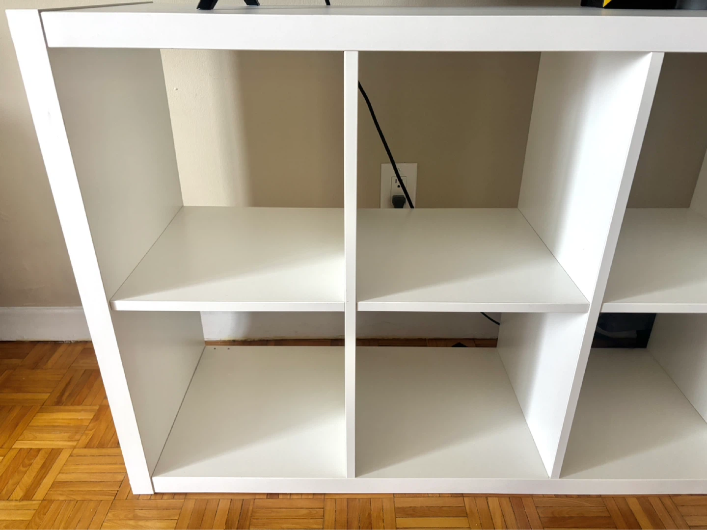 IKEA Shelf – White (8 Cubes) - photo 2