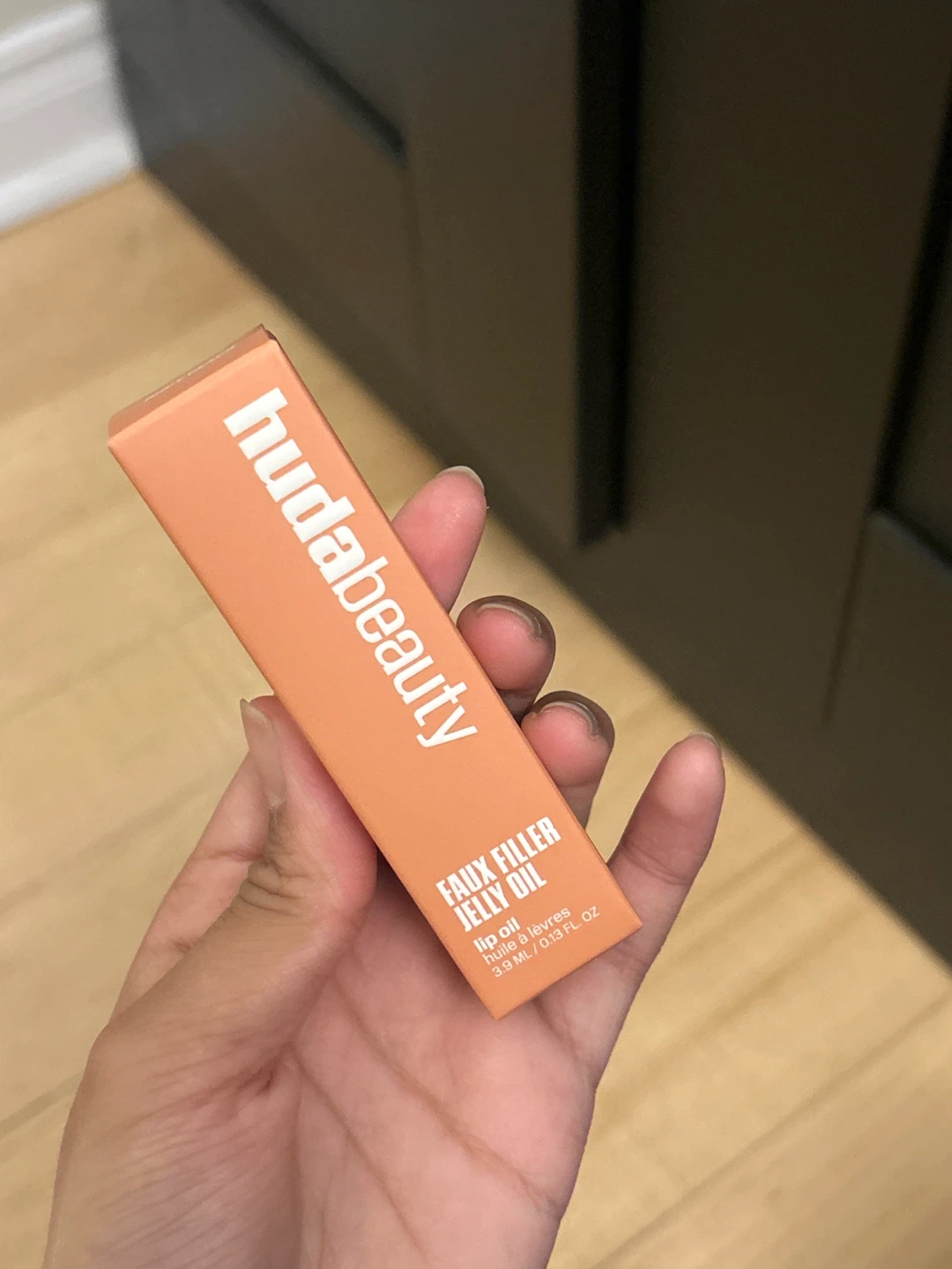 Huda Beauty Faux Filler Lip Oil - Juicy Peach