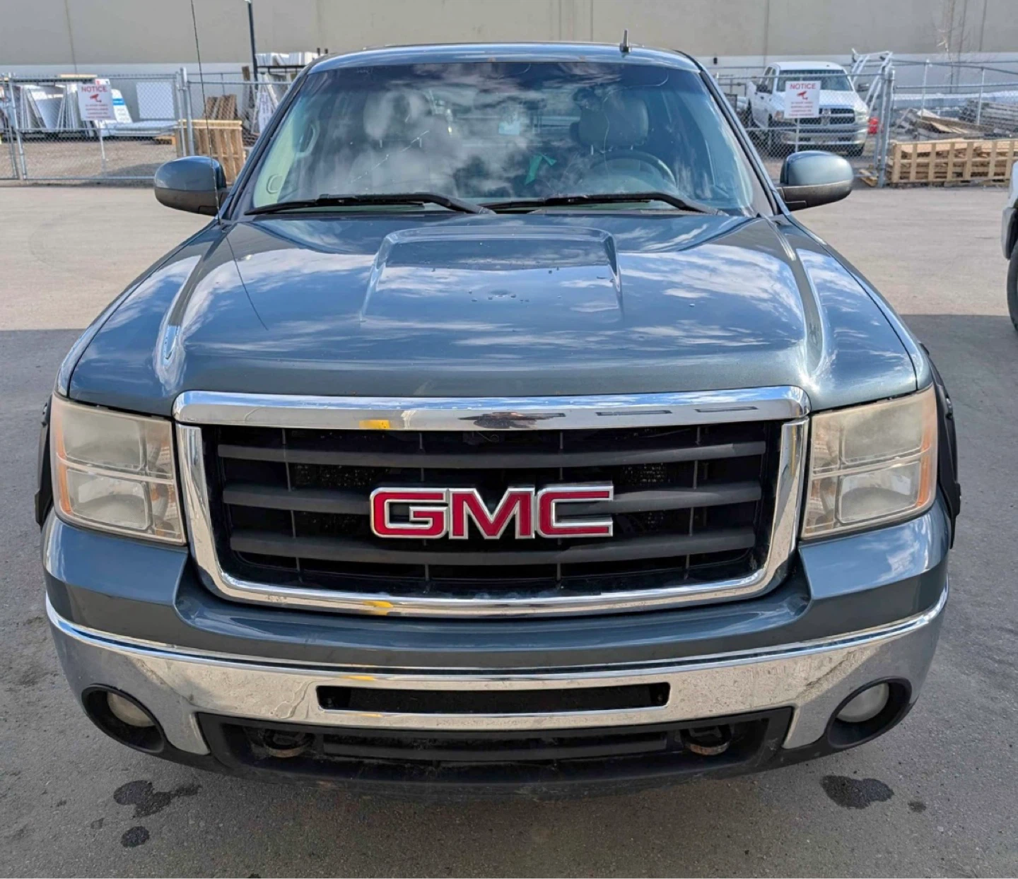 2011 GMC sierra SLT Z71