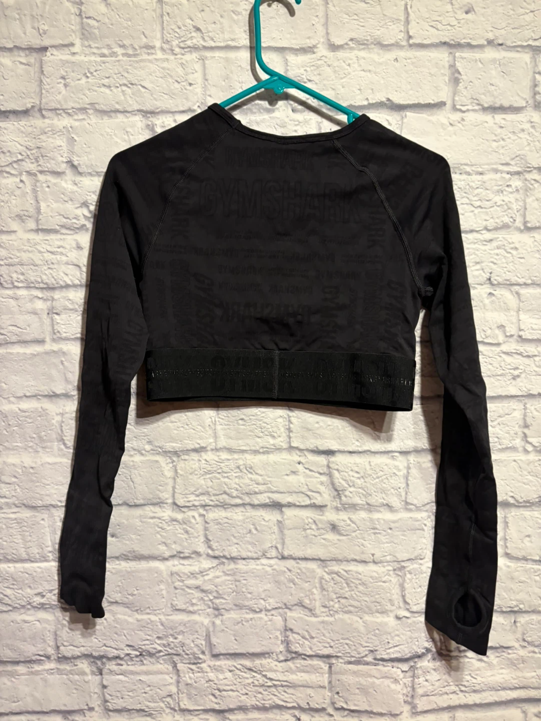 Gymshark Black Cropped Long Sleeve Shirt Medium - photo 5