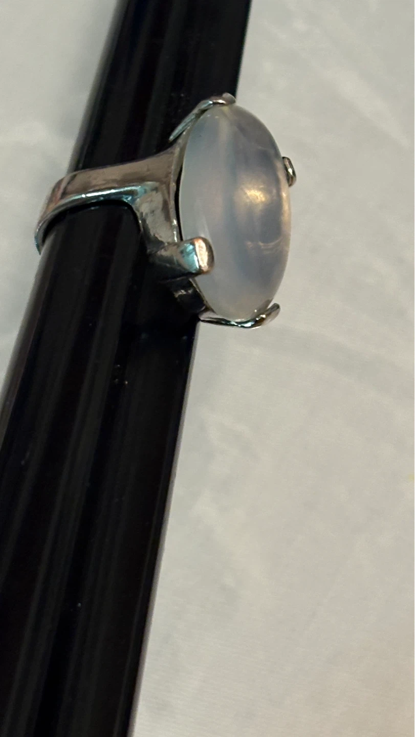 Oval Moonstone Ring - photo 3