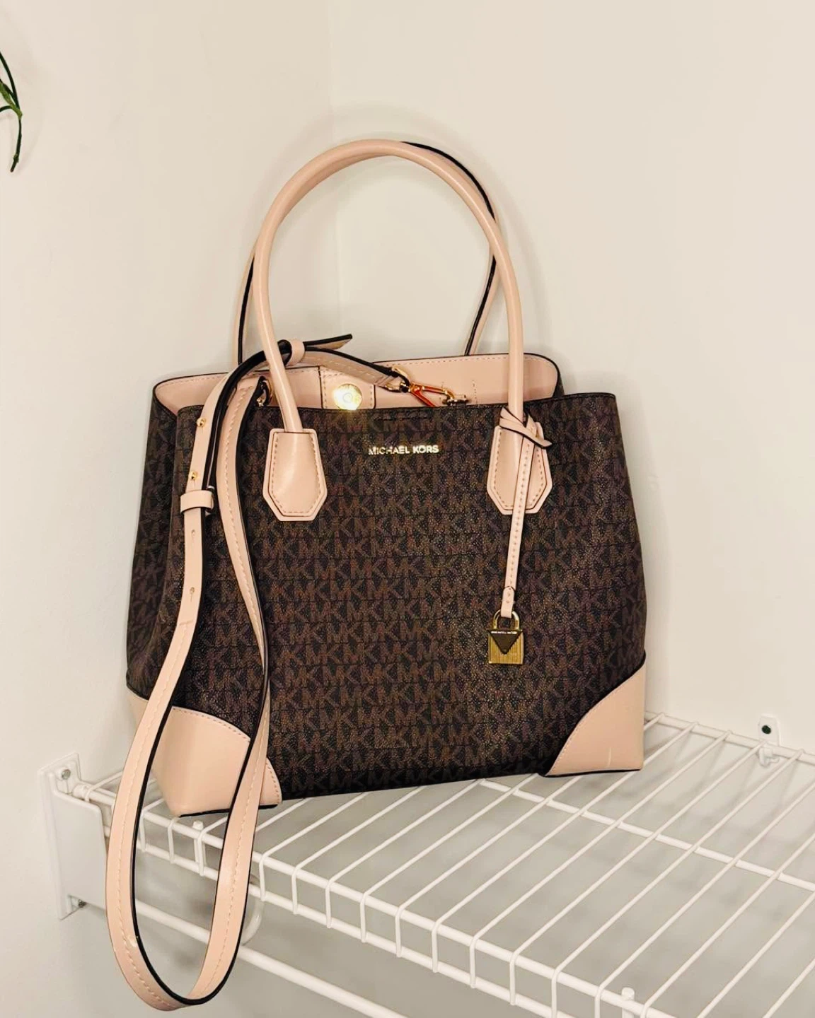 Medium Tote Bag