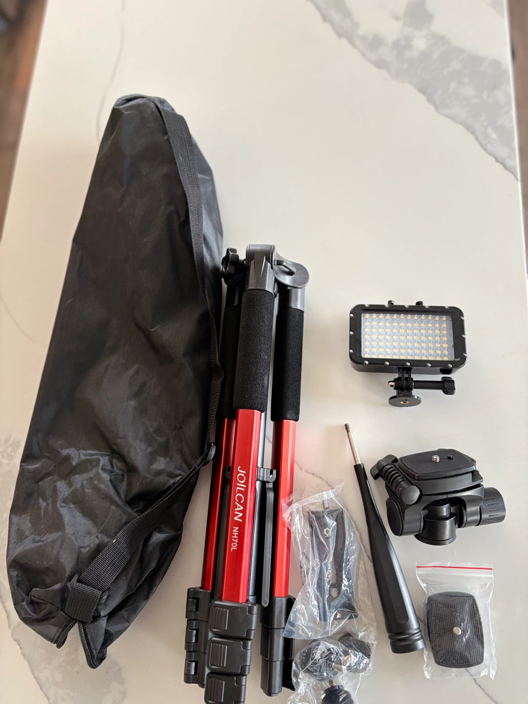 JOLIICAN NH70L Tripod with LED Light