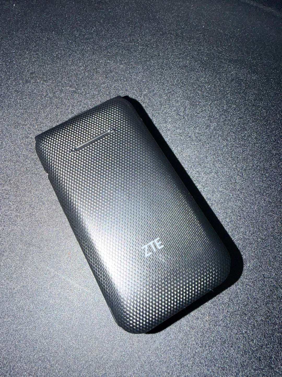 ZTE Flip Phone with Charger - photo 3
