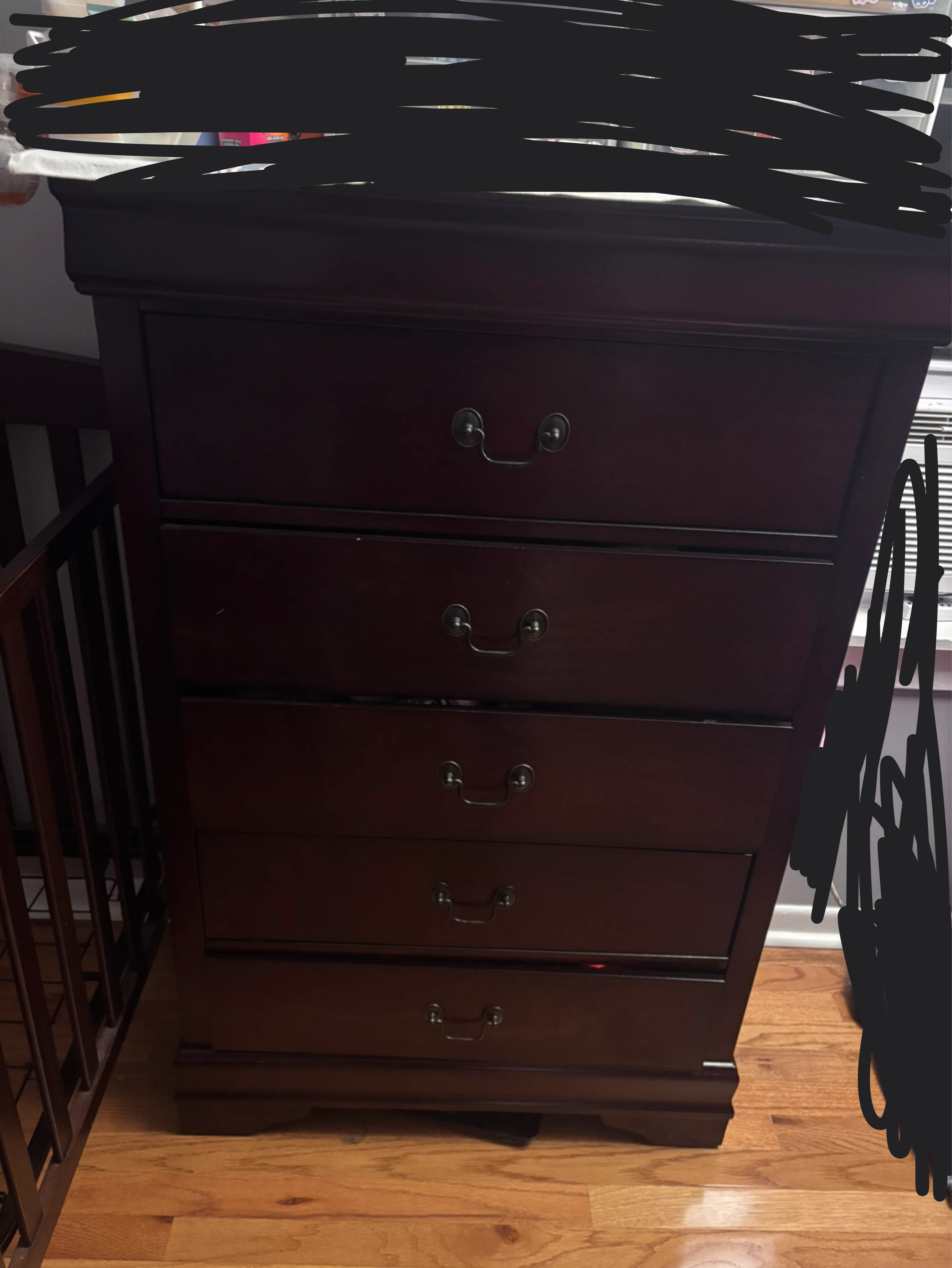 Ashley Furniture Alisdair Chest of Drawers