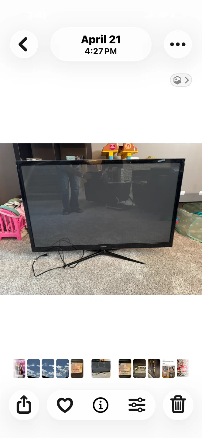 Samsung Flat Screen 50” TV with Remote