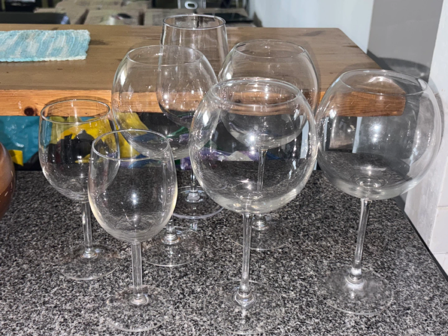 Set of 6 Glass Wine Glasses