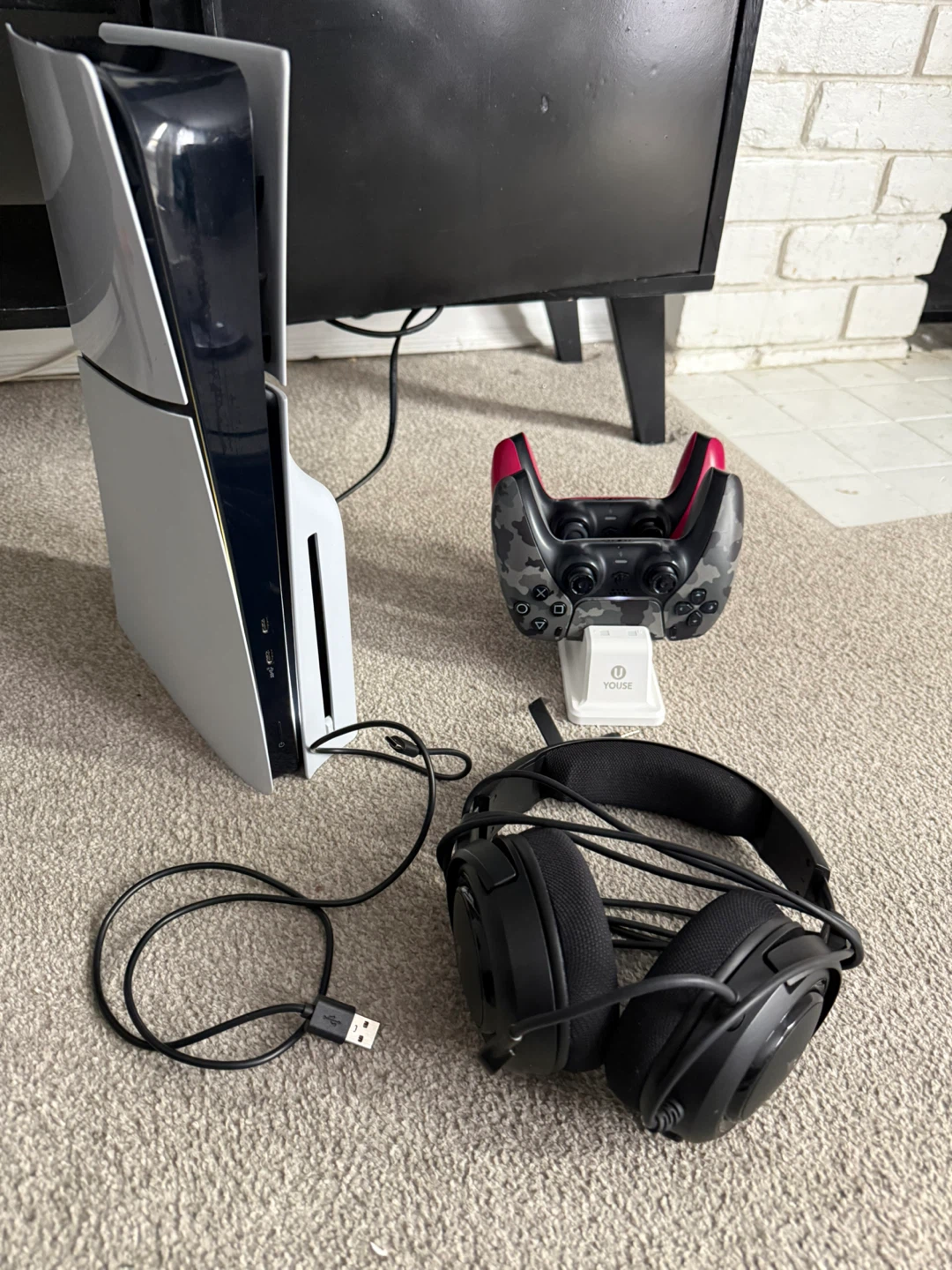 Sony PlayStation 5 1TB Slim Disc Edition Bundle - photo 2