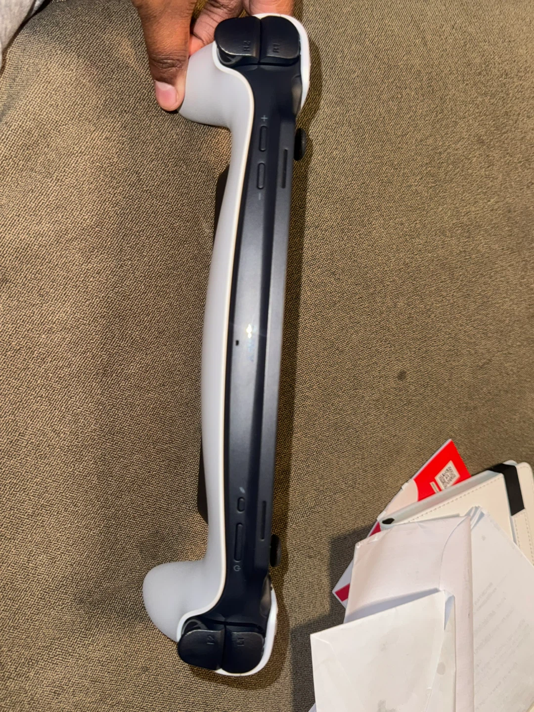 PlayStation portal white with case - photo 2