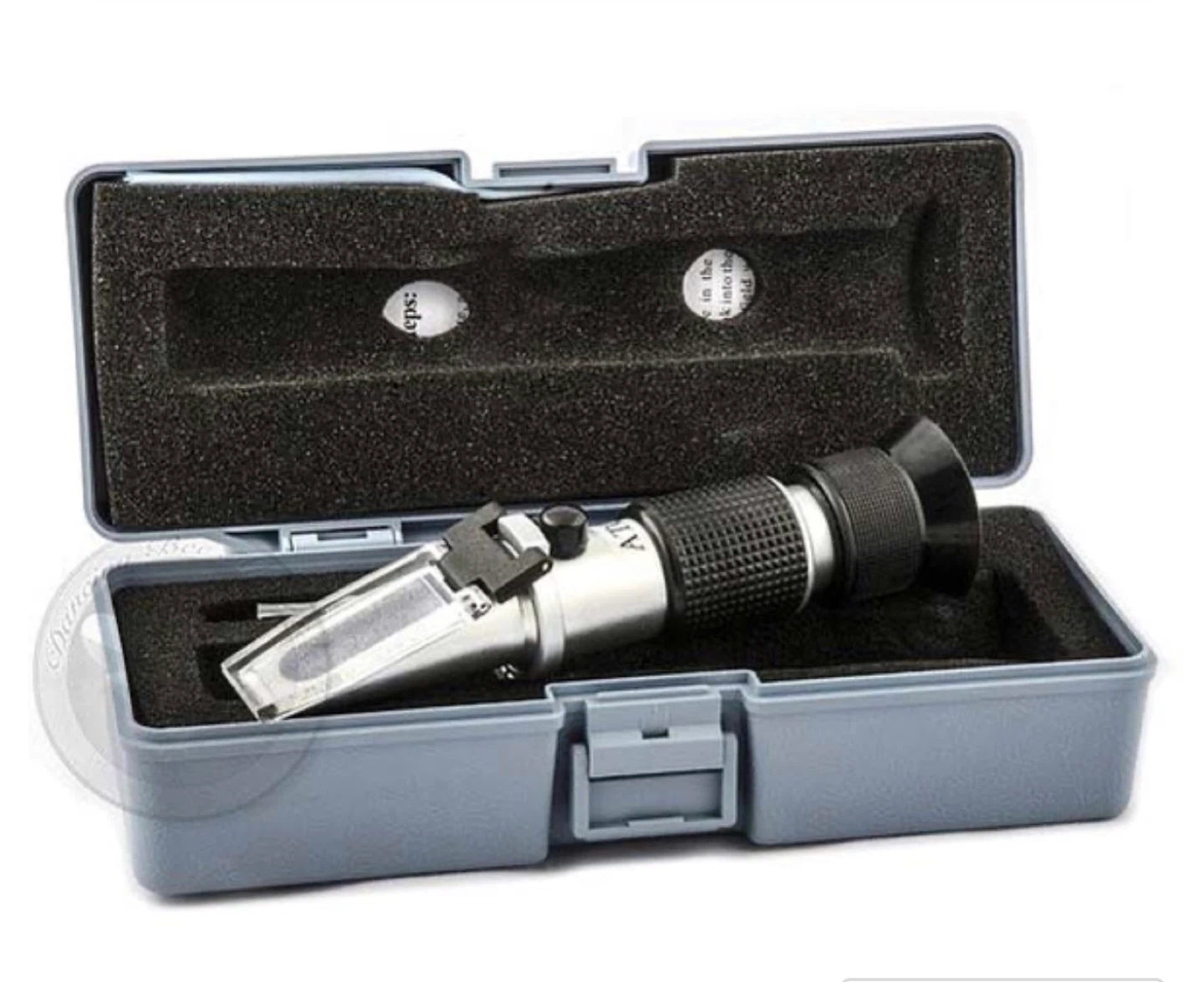 Refractometer with Case