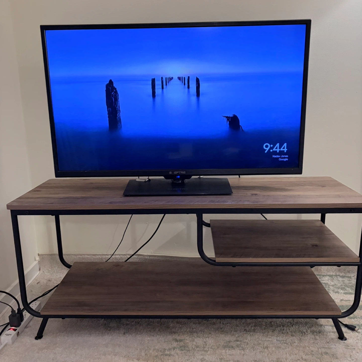 [Moving Sale] TV Stand + TV Bundle