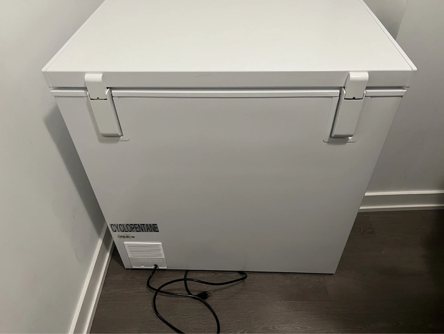 Midea MRC070S0AWW Chest Freezer, 7.0 Cubic Feet, White - photo 4