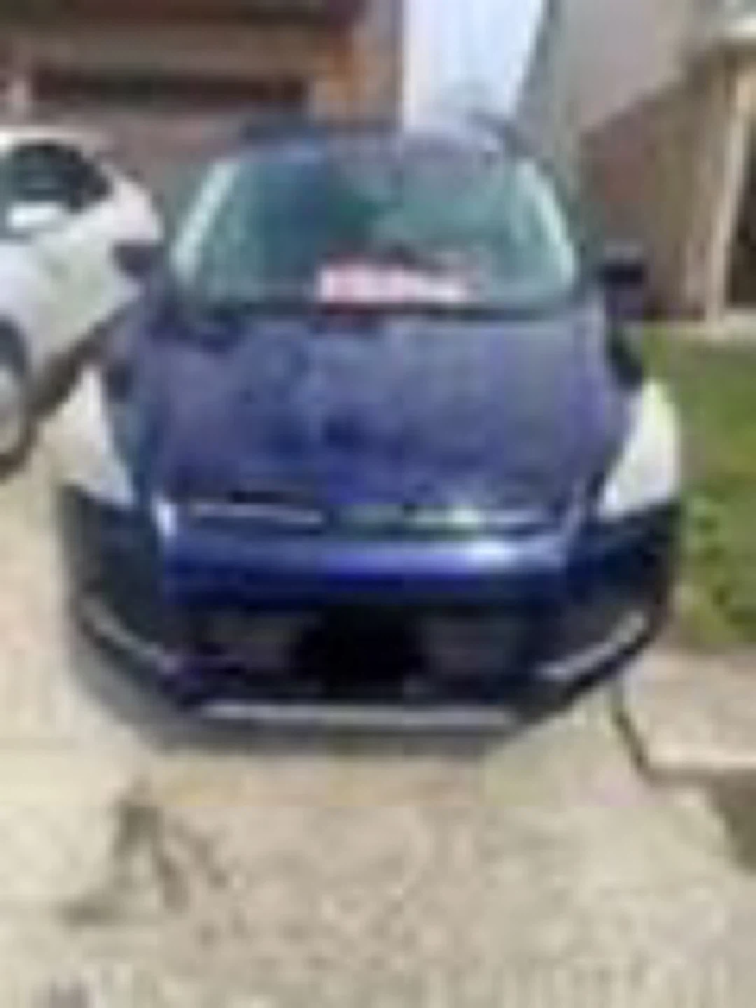 Blue Ford Escape SUV - photo 4