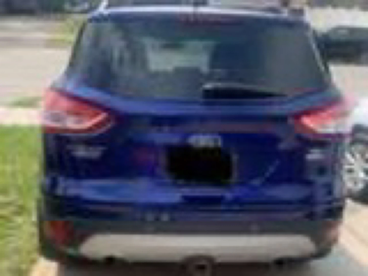 Blue Ford Escape SUV - photo 3