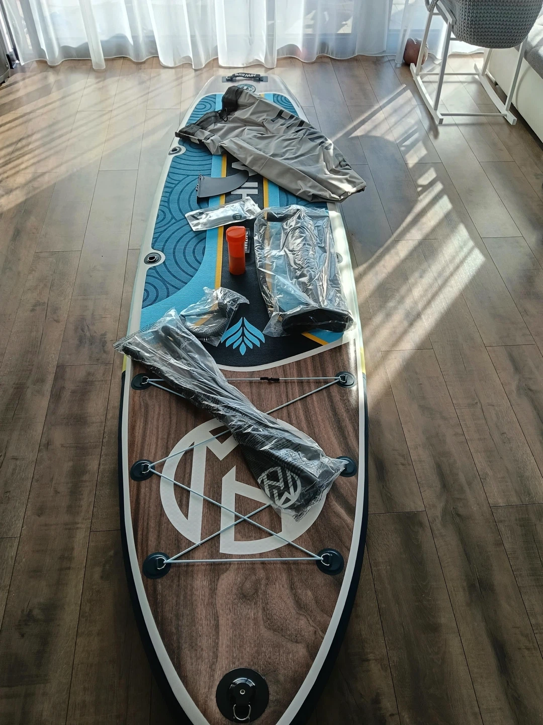 Hiwave Inflatable Stand Up Paddle Board 11’*34”*6” 420lbs - photo 2