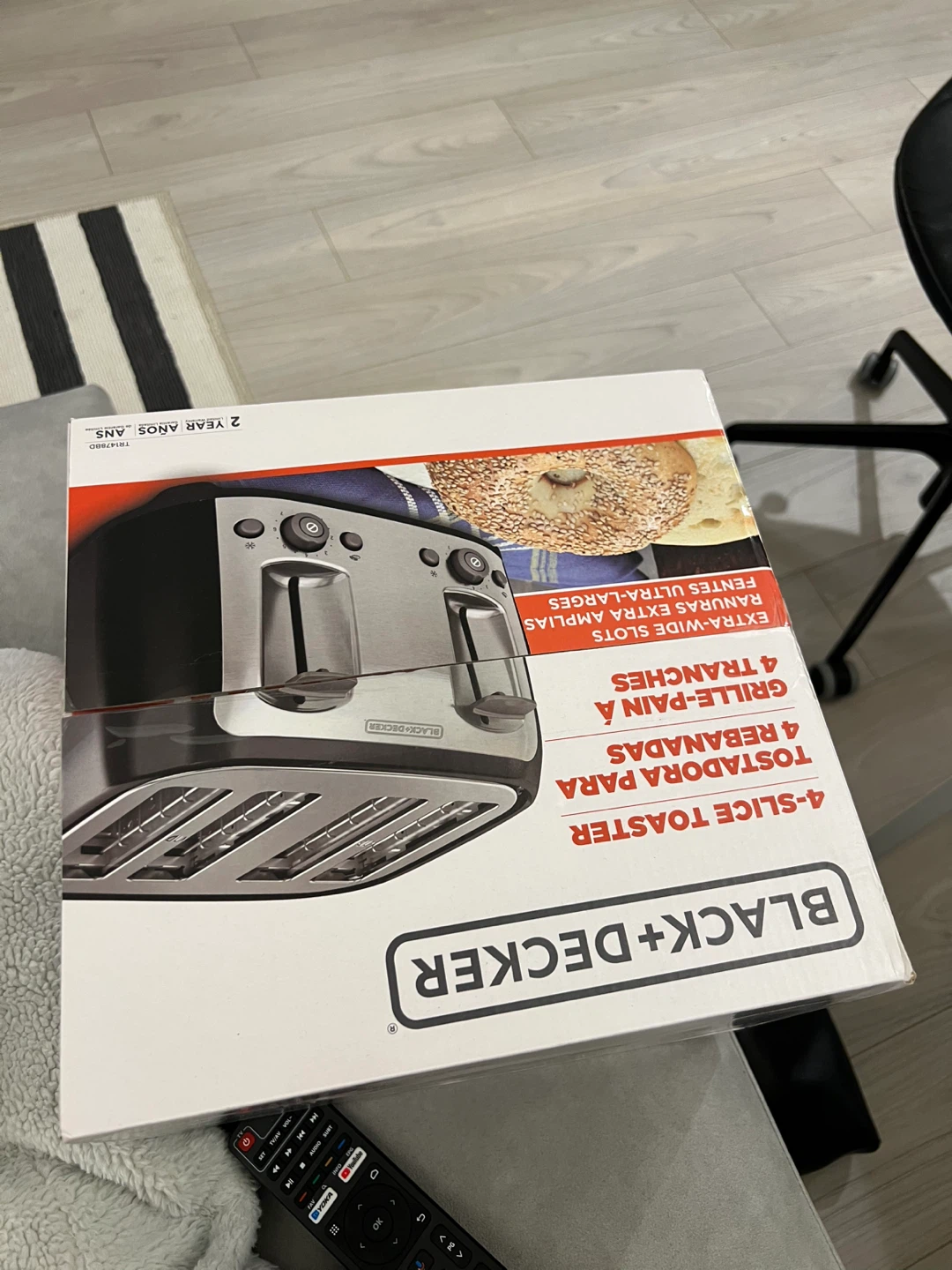 BLACK+DECKER 4-Slice Toaster - photo 2