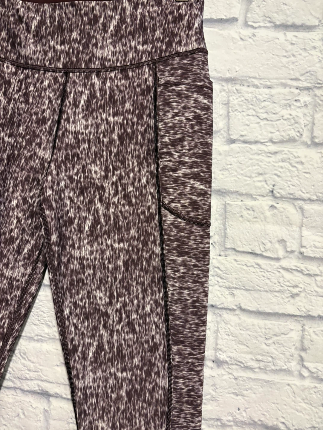 Victoria Secret Leggings with Pockets - photo 2
