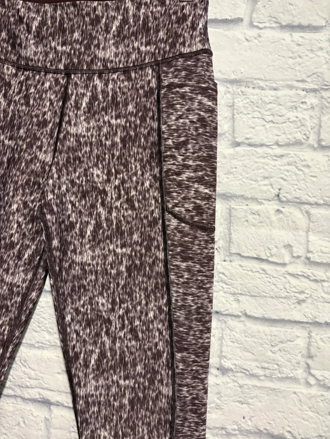 Victoria Secret Leggings with Pockets - photo 2