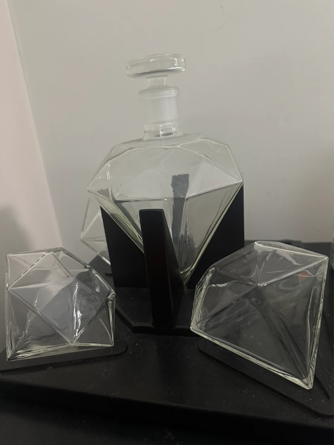 Diamond Decanter Set with 2 Glasses