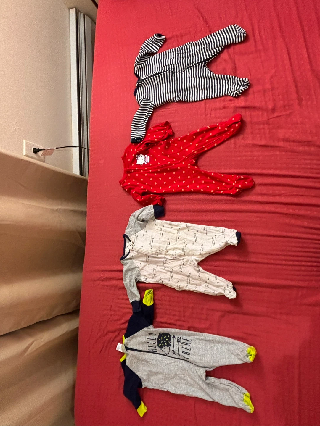 Onesies - photo 2