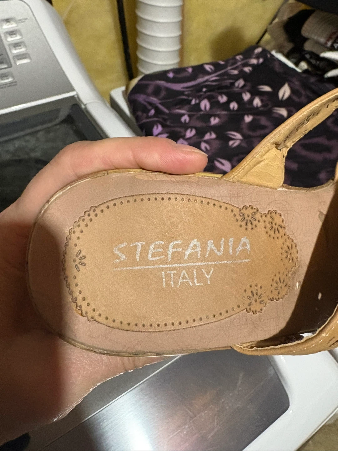 Women’s  Sandals Size 8 $5 firm - photo 3