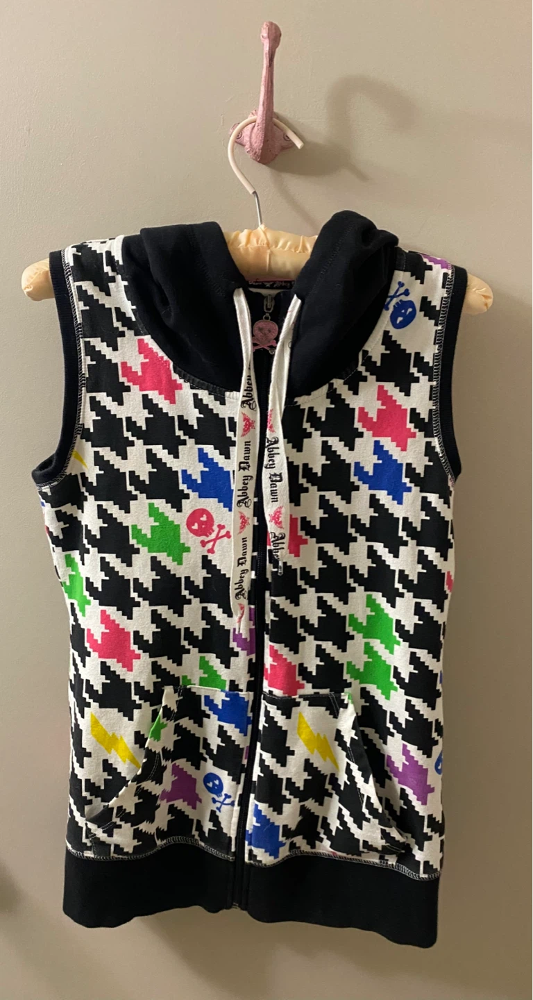 Abbey Dawn by Avril Lavigne Sleeveless Hoodie Vest