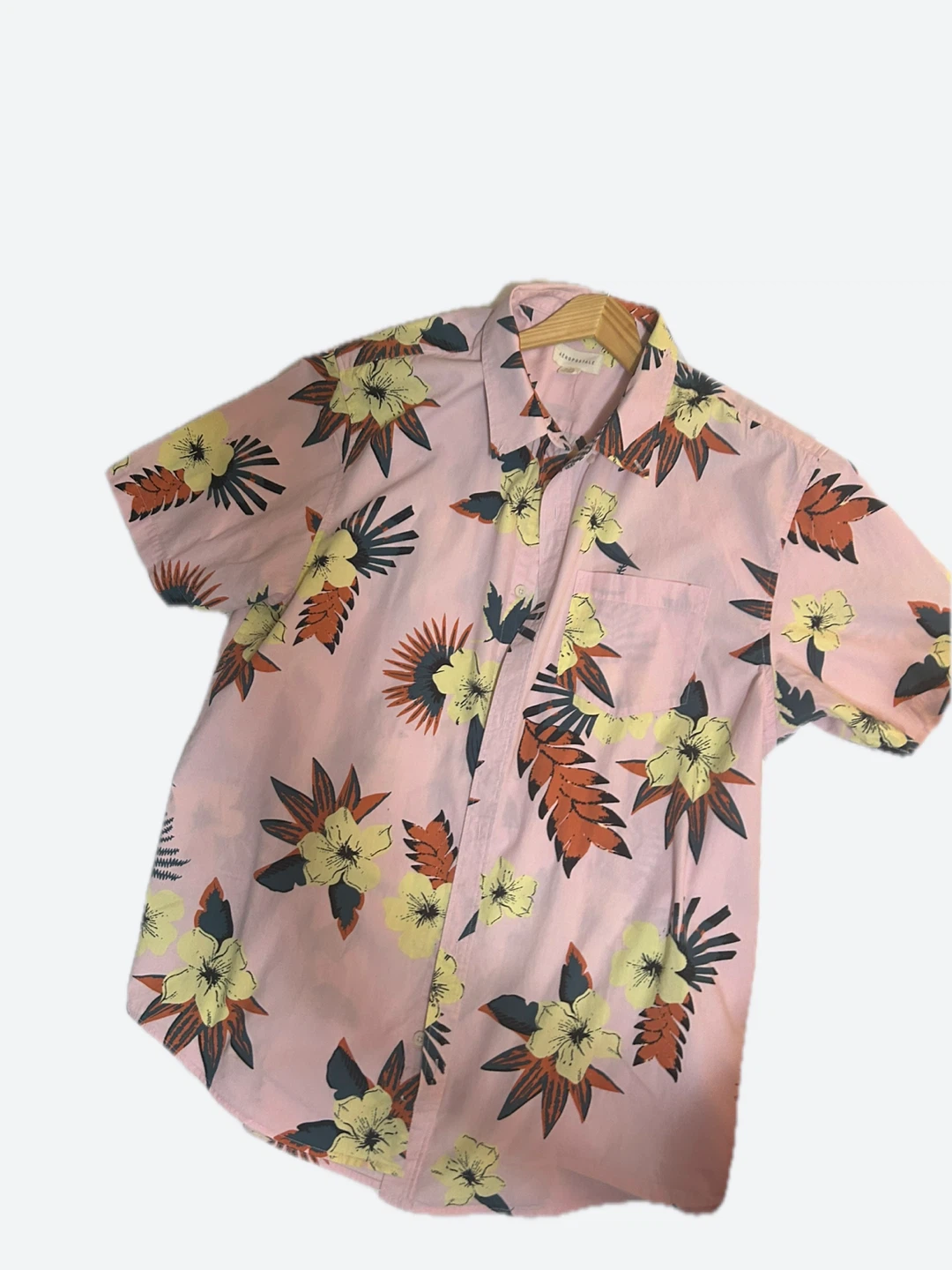 Aeropostale Pink Floral Short Sleeve Button-Up Shirt XL