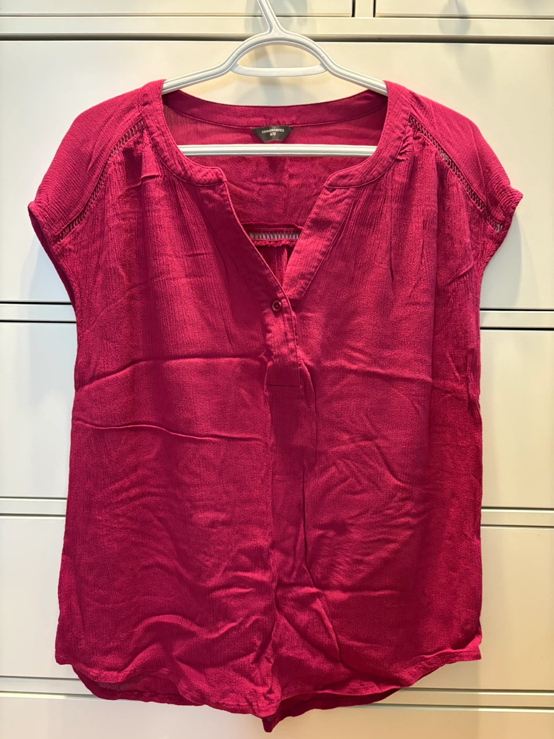 Women’s Shirt Size Medium  $5 firm