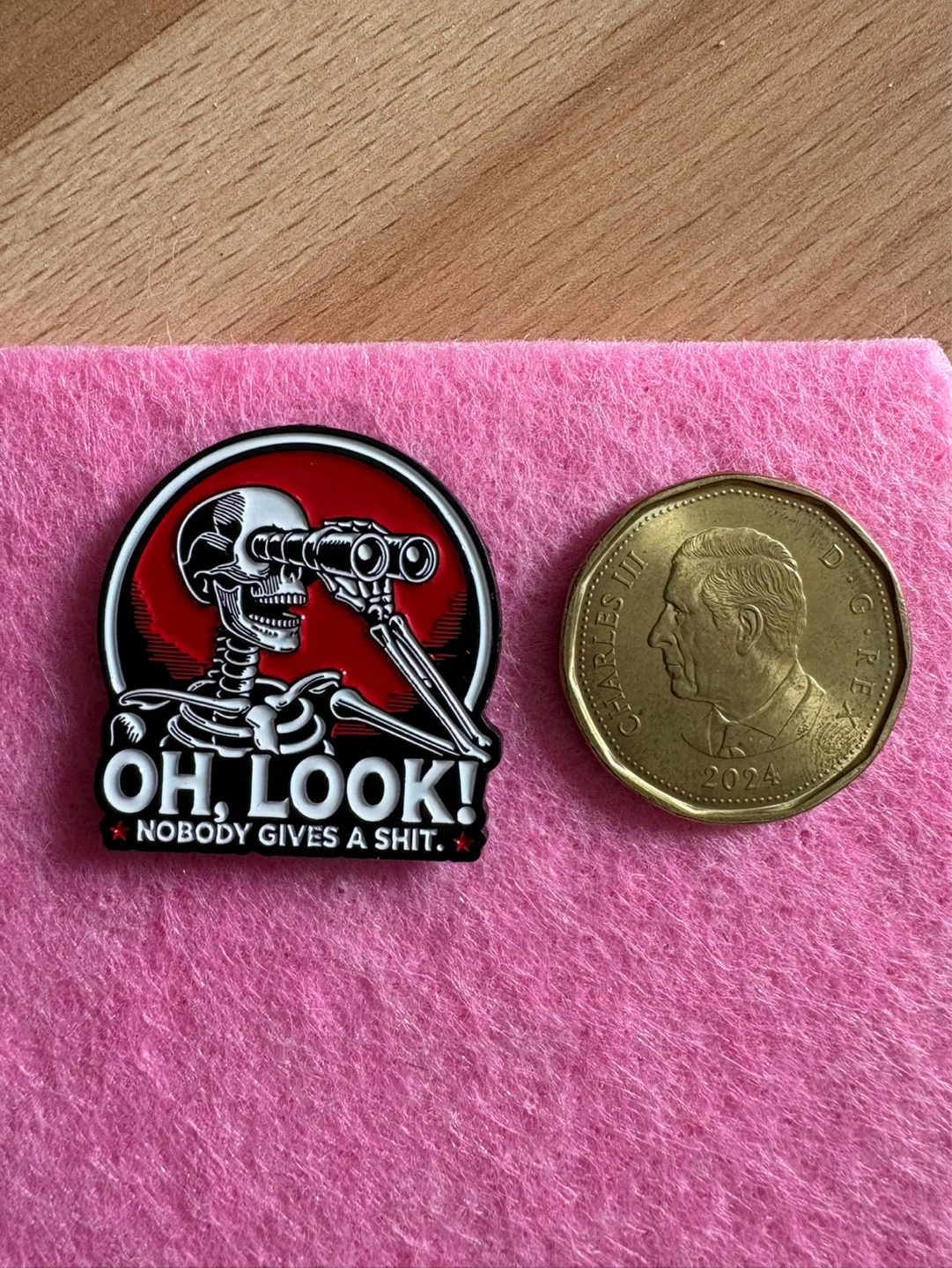 “Oh, Look! Nobody Gives a Sh**” Enamel Pin - photo 3