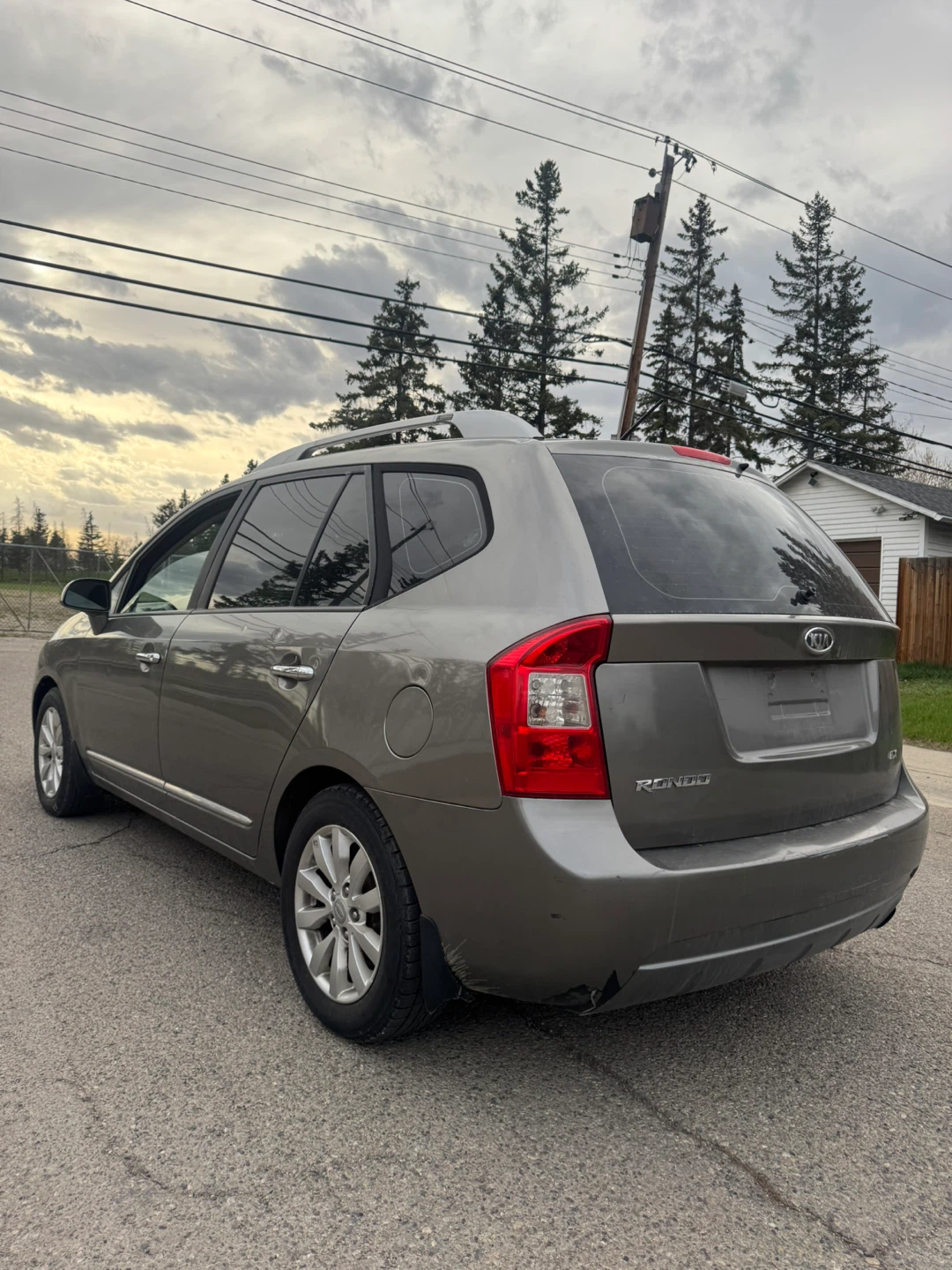 2012 Kia Rondo EX - photo 4