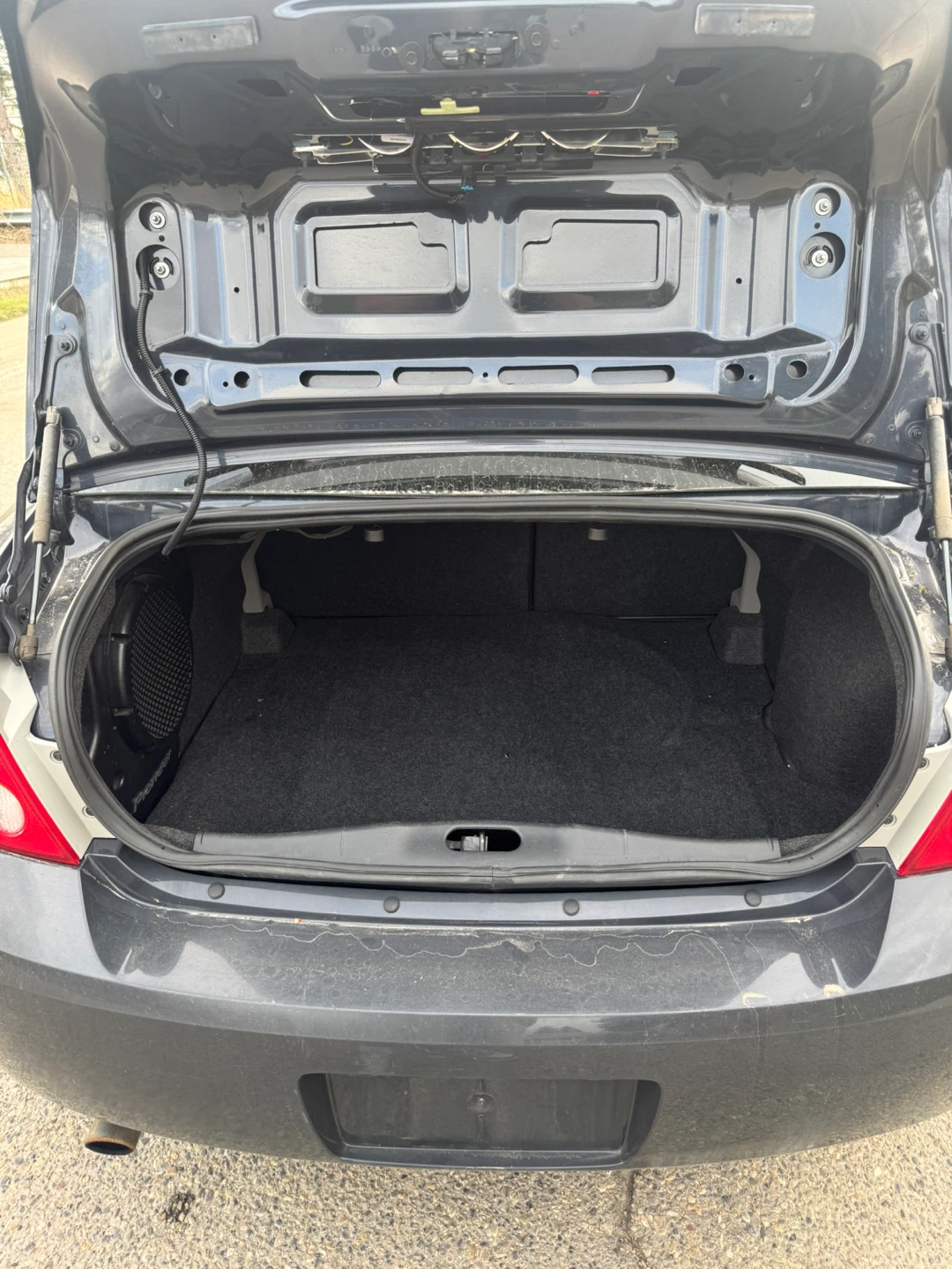 Dark Grey 2008 Pontiac G5 Sedan - photo 5