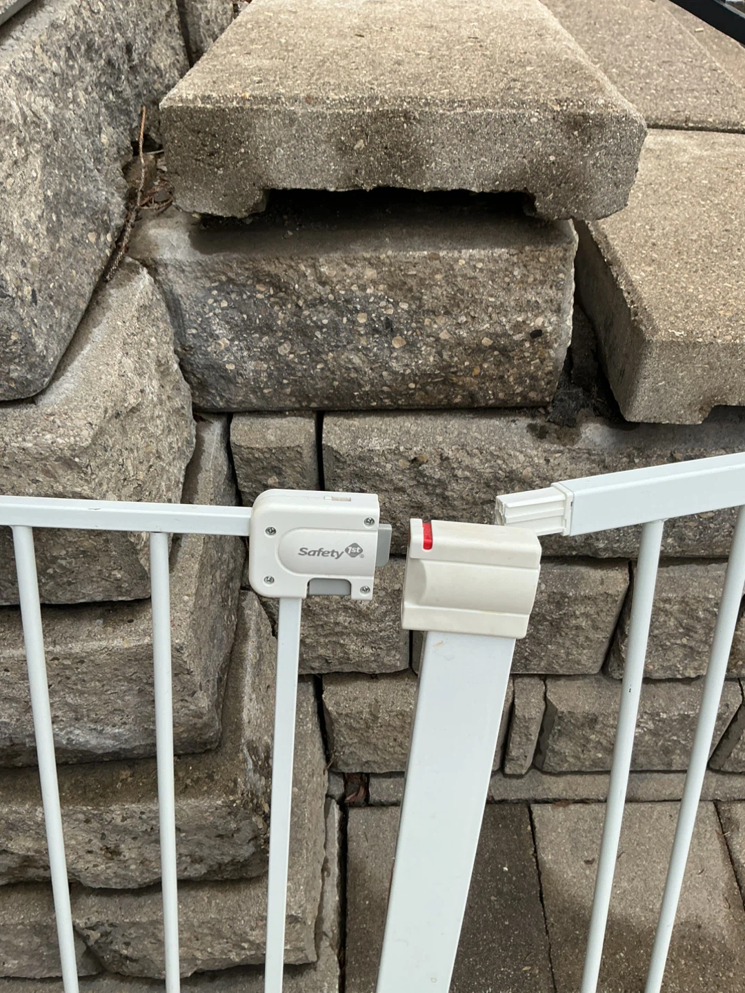 Safety 1st and Top Paw Baby Gates - photo 3