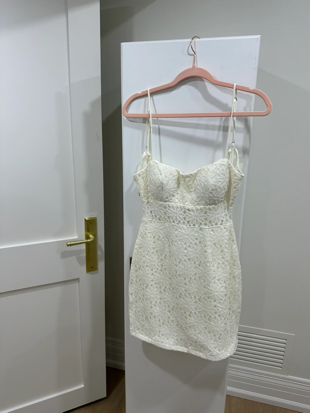 White dress size small