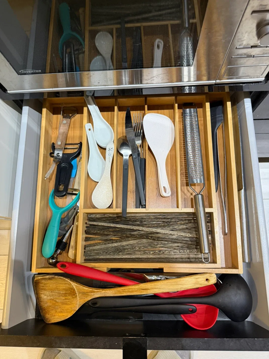 Various kitchenware