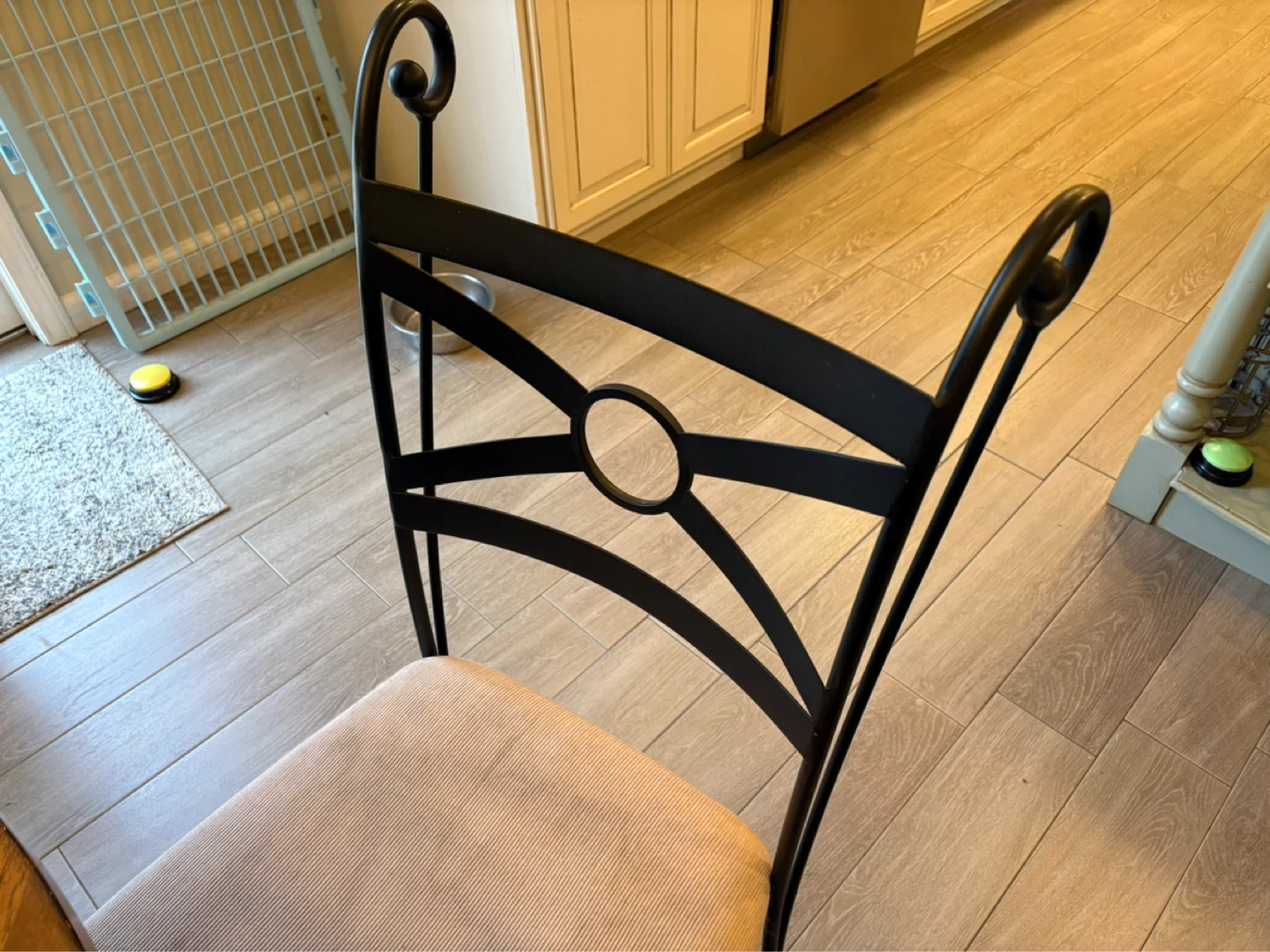 Black Metal Dining Chair with Beige Upholstered Seat - photo 3