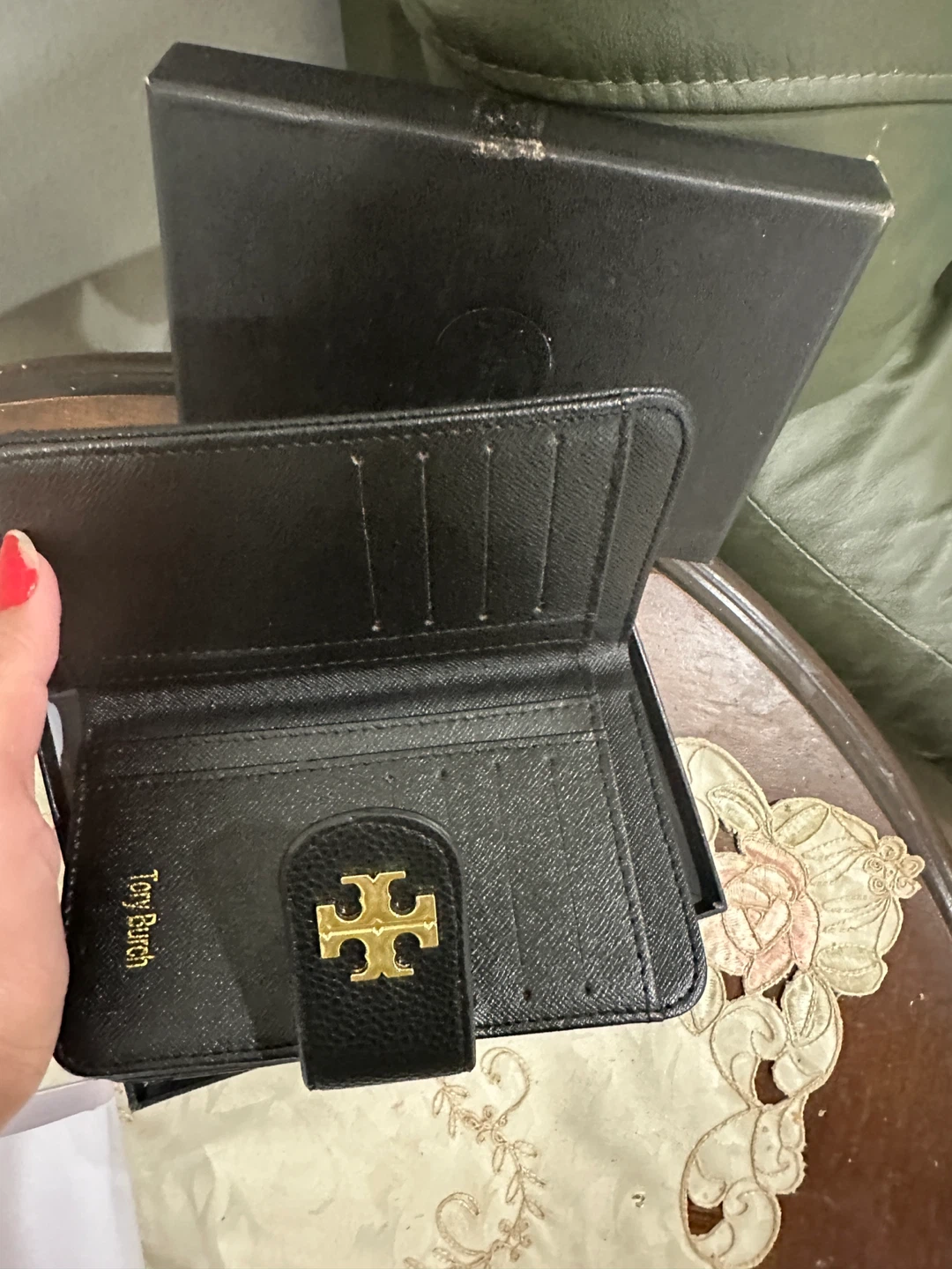 Tory Burch Black Leather Wallet with Box - photo 2