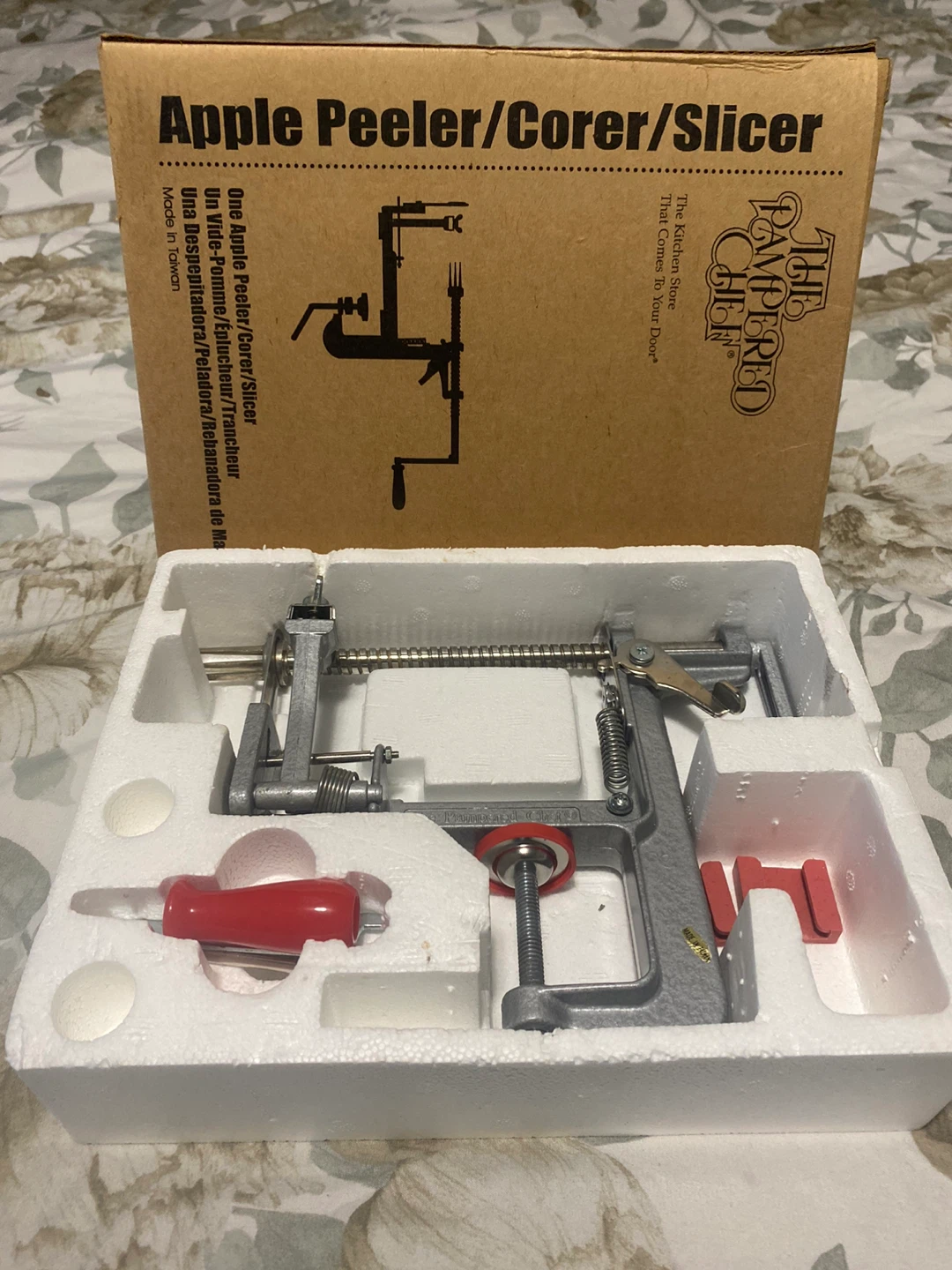 The Pampered Chef Apple Peeler/Corer/Slicer - photo 3