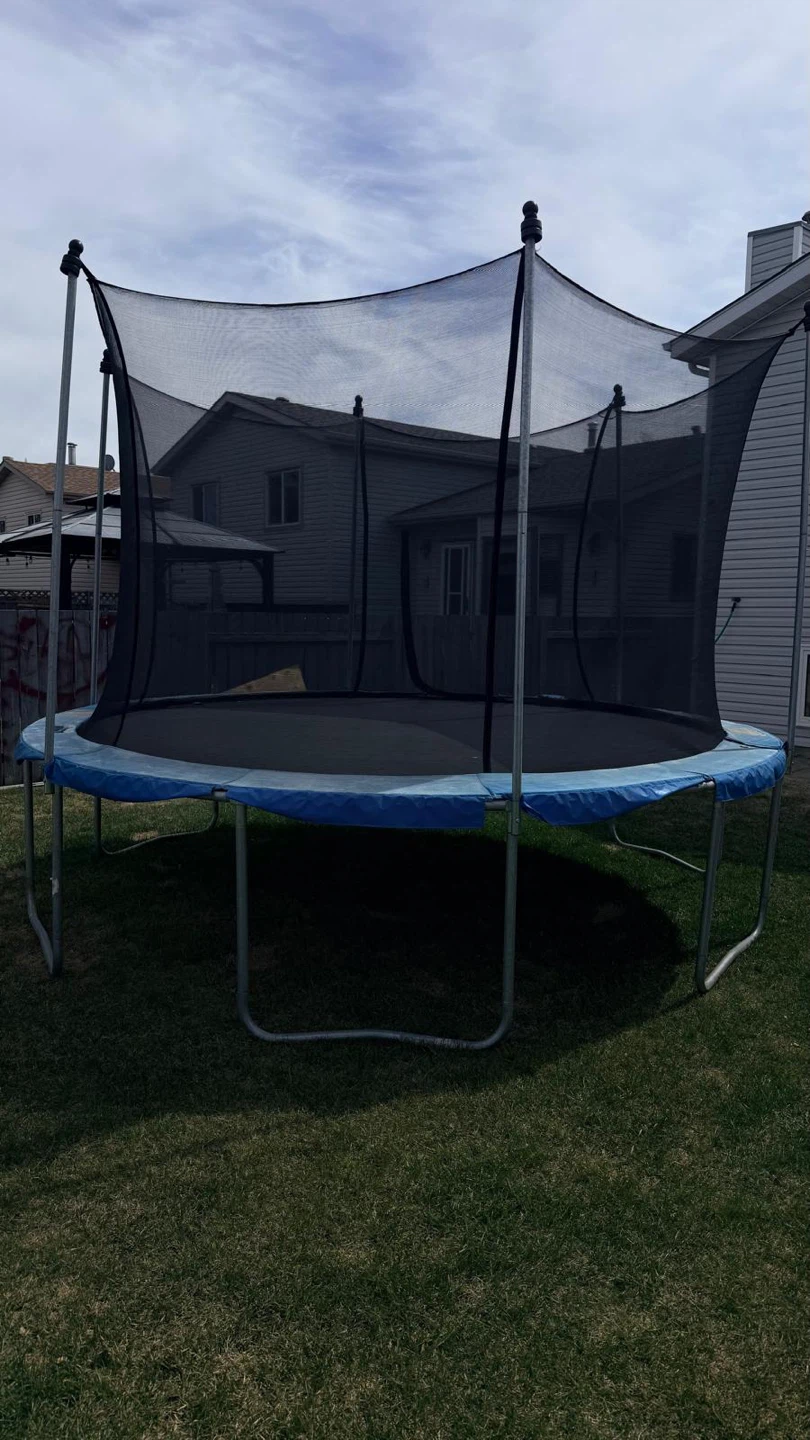 Trampoline with Safety Enclosure Net - photo 2