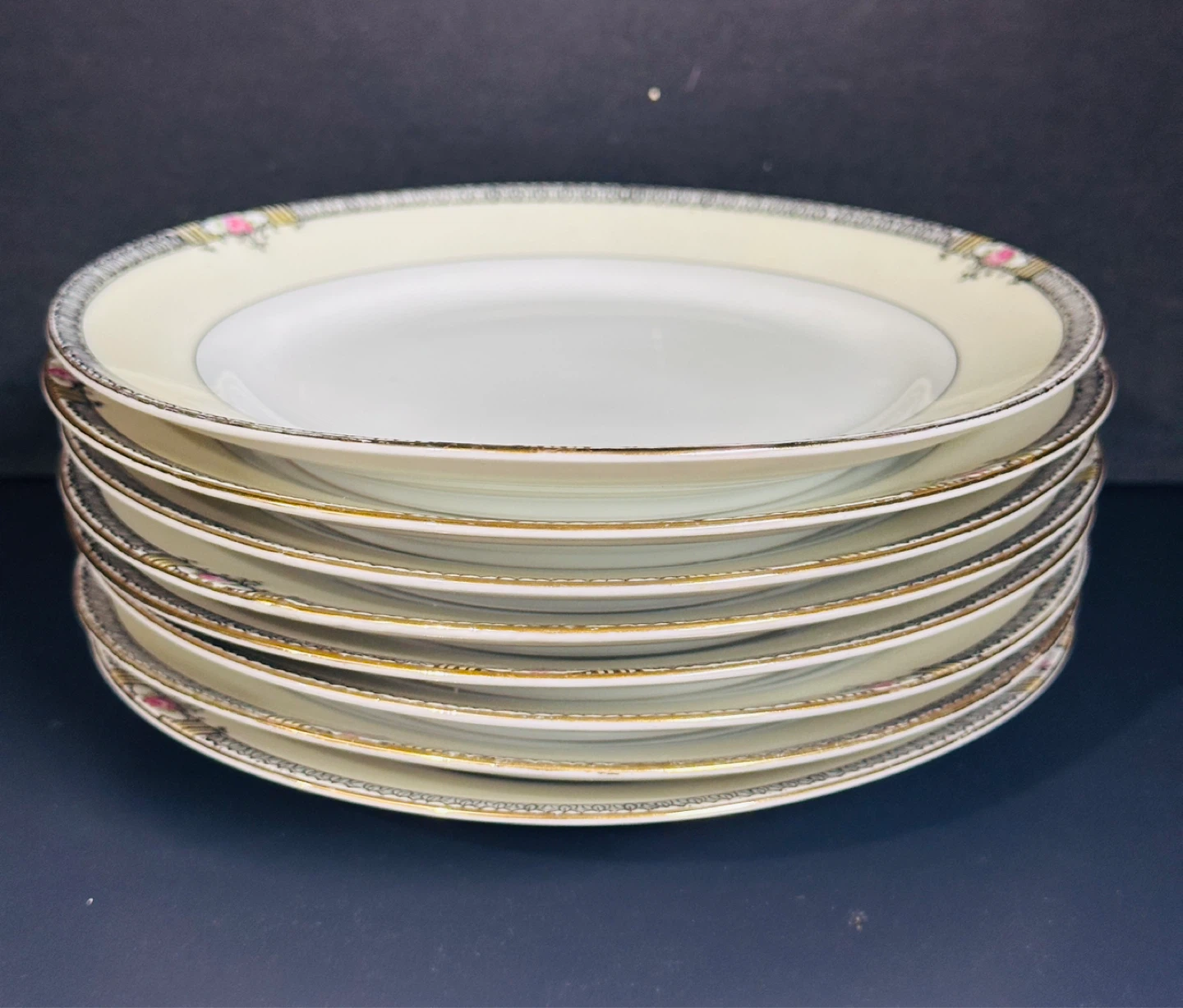 Meito The Hampton Dinner Plates Floral Made In Japan Set Of 8