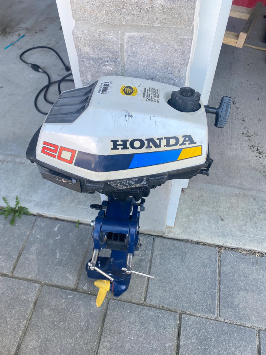 Honda 2 HP 4-Stroke Outboard Motor - photo 2
