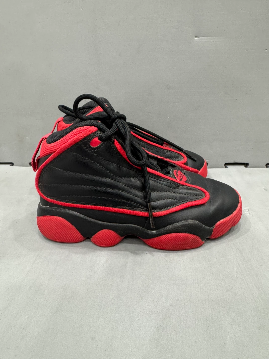 Kids’ Jordan Pro Strong [Used] Size 11C - photo 2