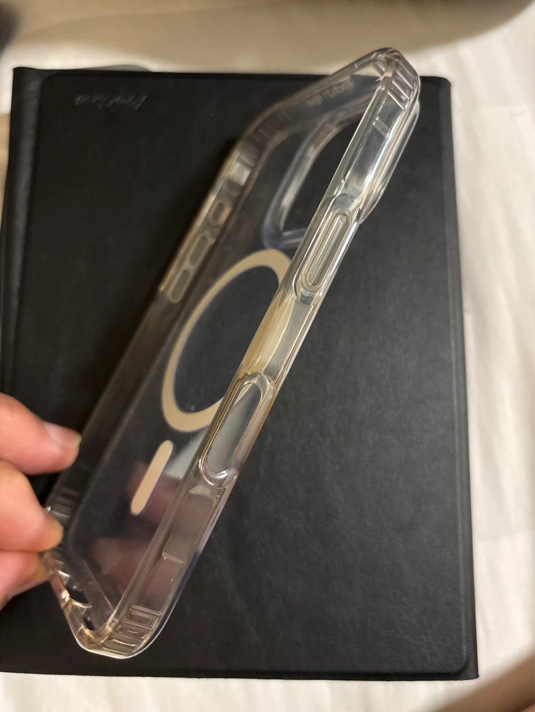 OtterBox Clear MagSafe Phone Case for iPhone 16 Pro - photo 2