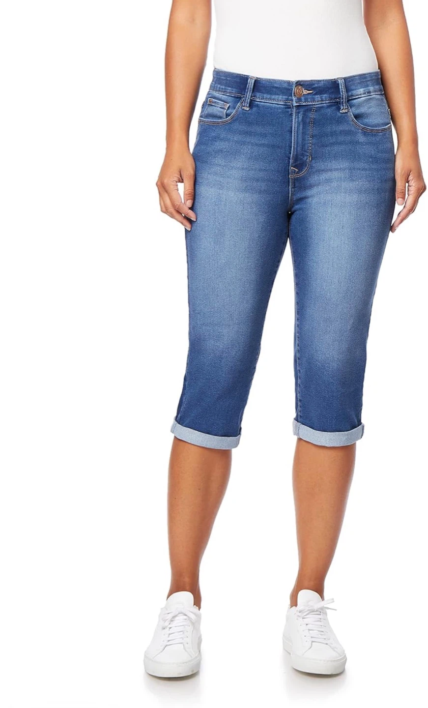 Angels Forever Young 17” capri figure enhancing stretch denim