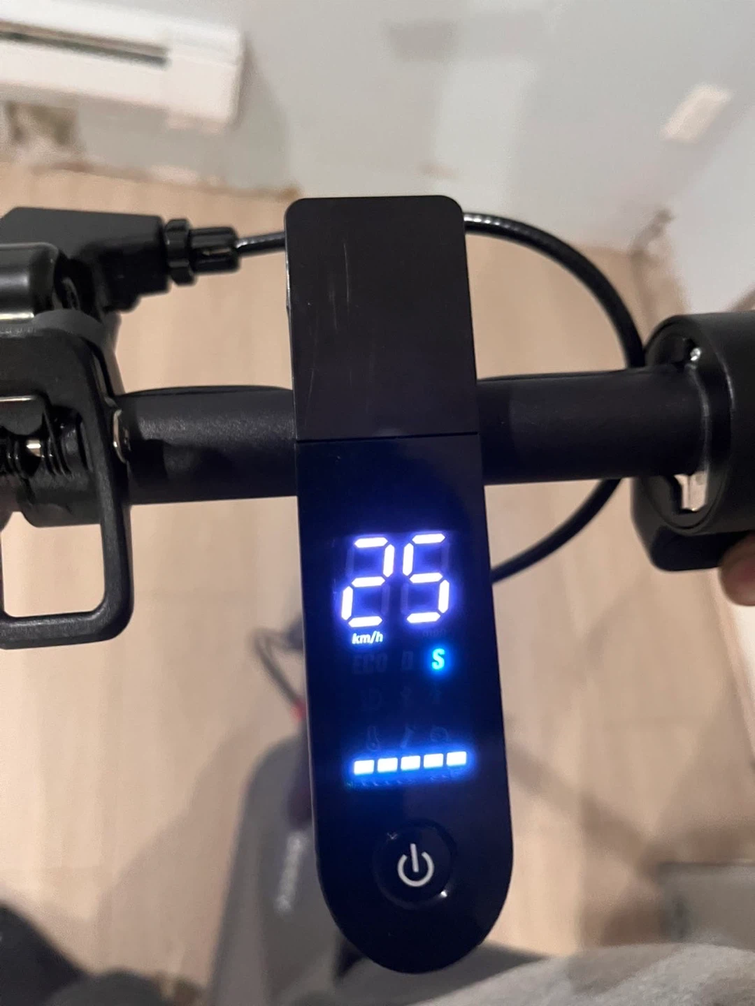 Grayay Electric Scooter - photo 3