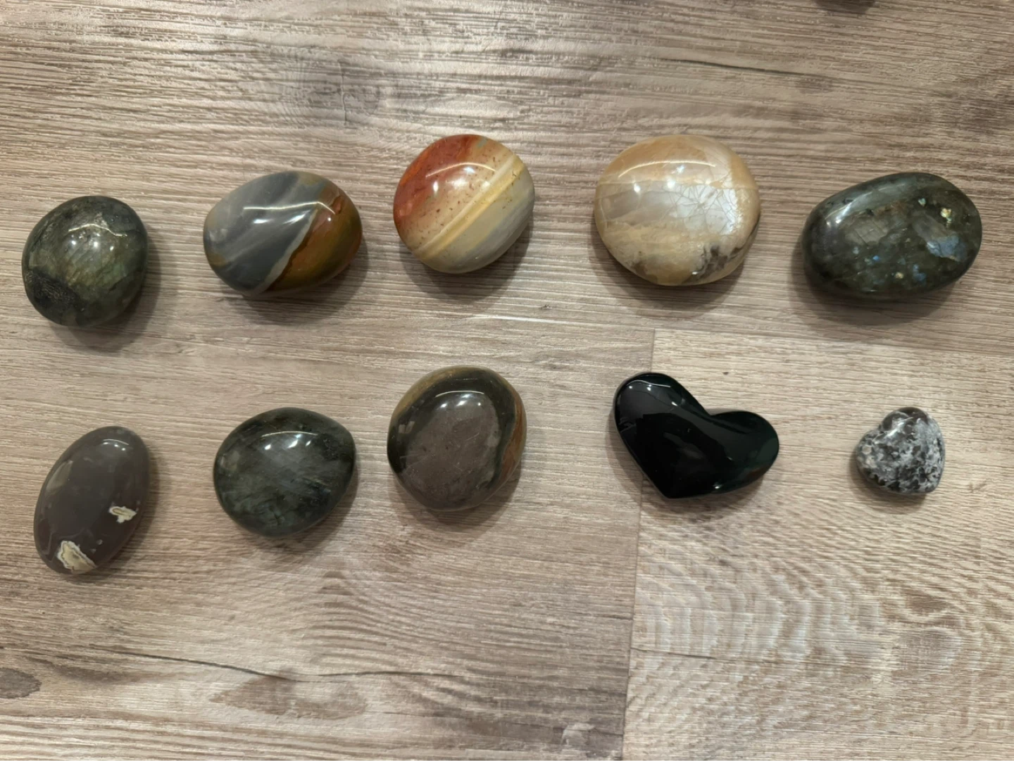 Polished Crystal Palm Stone + Heart Bundle - photo 2