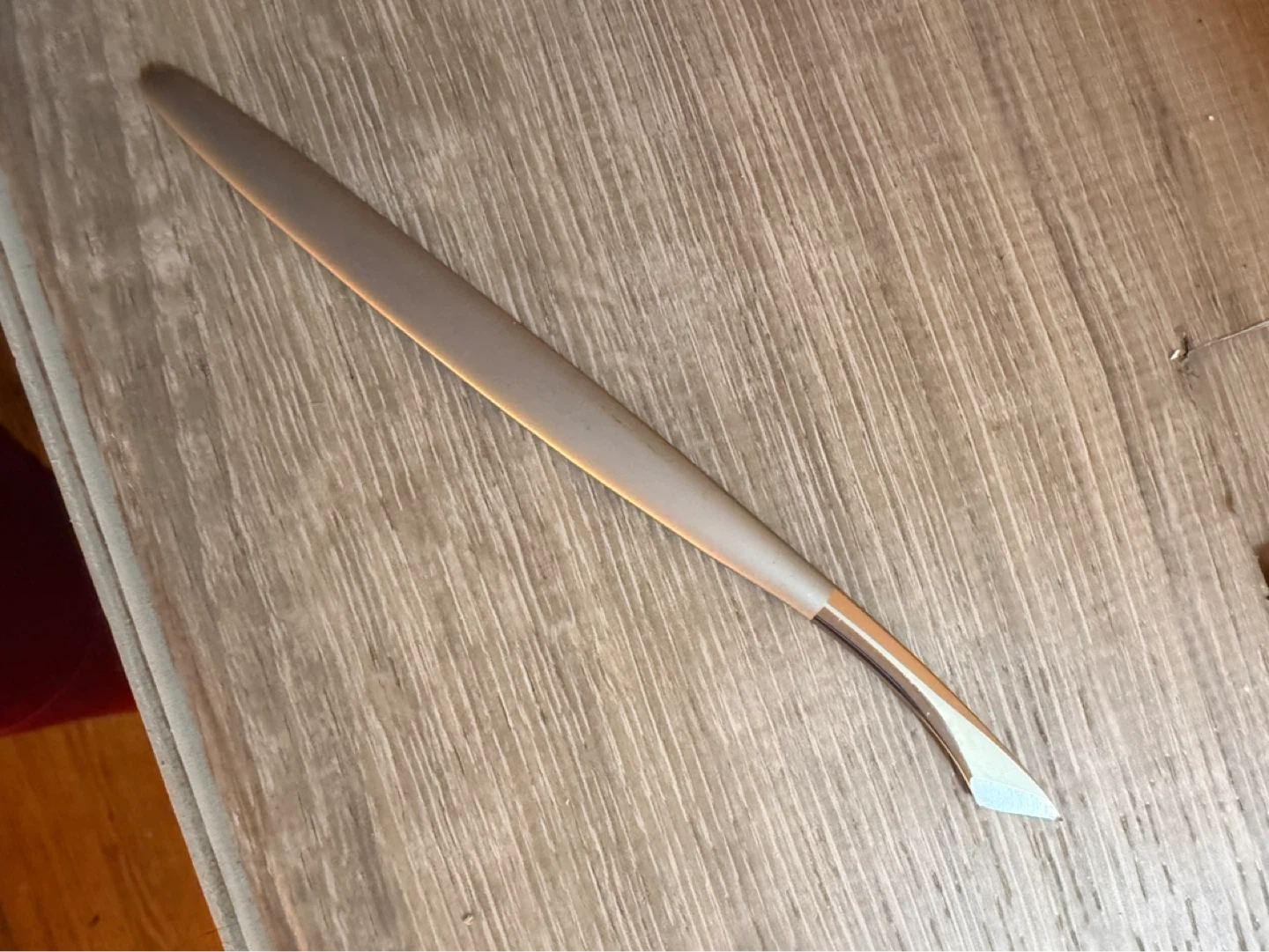 MR.GREEN Cuticle Pusher Tool