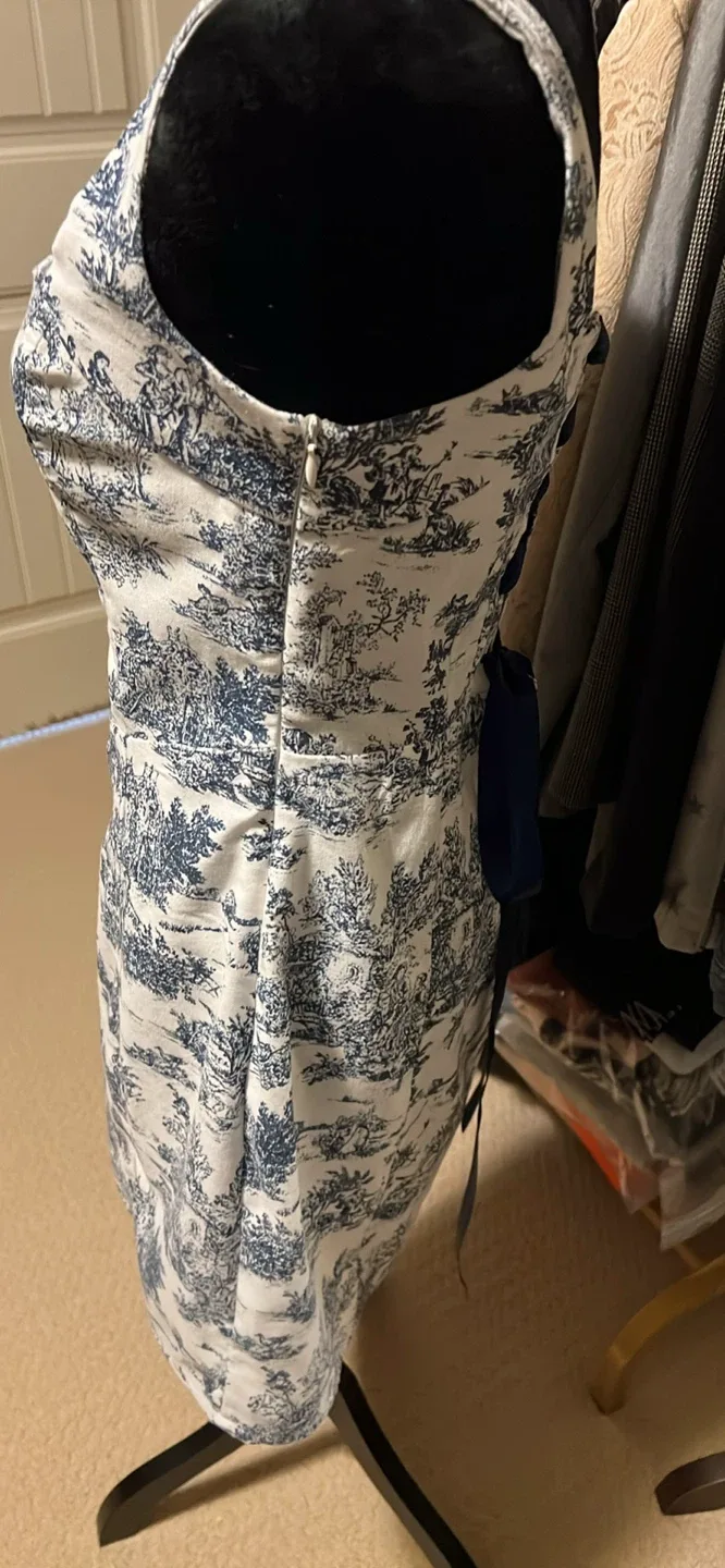 TIC TOC women's size M blue and white toile print mini dress - photo 2