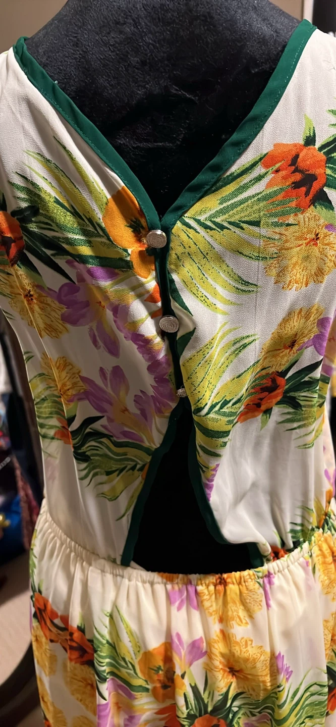 Floral Maxi Dress with Green Trim - photo 5