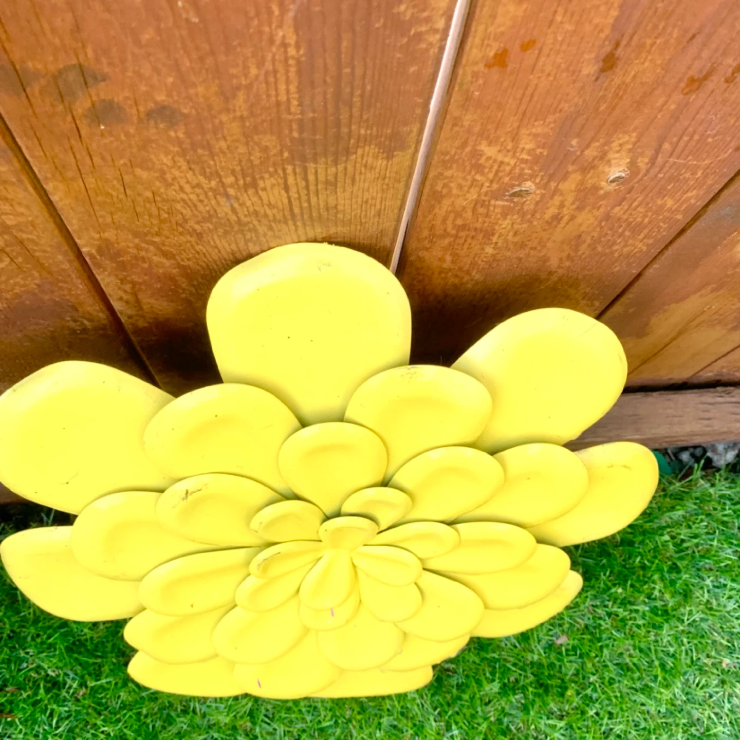 Flower Wall Art Metal Garden Decor Yellow Outdoor Decoration - photo 4